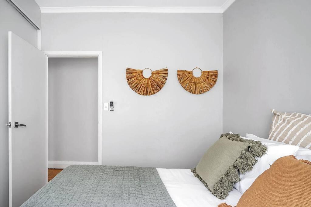 2B Beach Escape @ 89 Roscoe Sydney Bagian luar foto